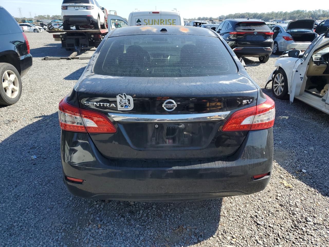 2015 Nissan Sentra - Image 6
