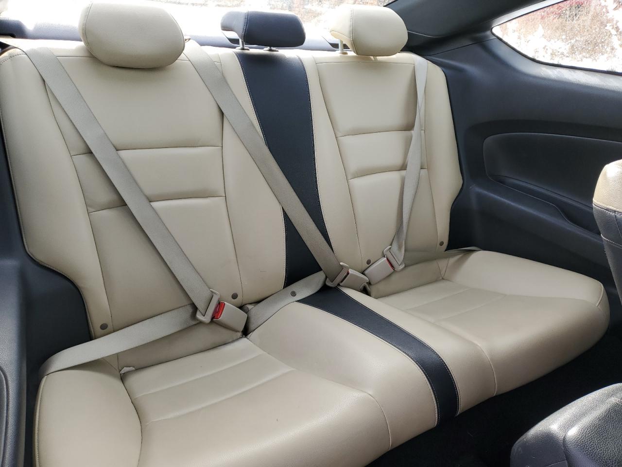 2016 Honda Accord - Image 10
