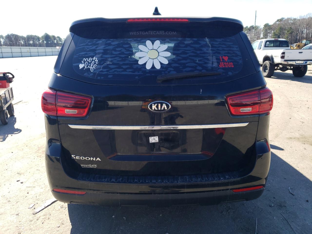 2019 Kia Sedona - Image 6