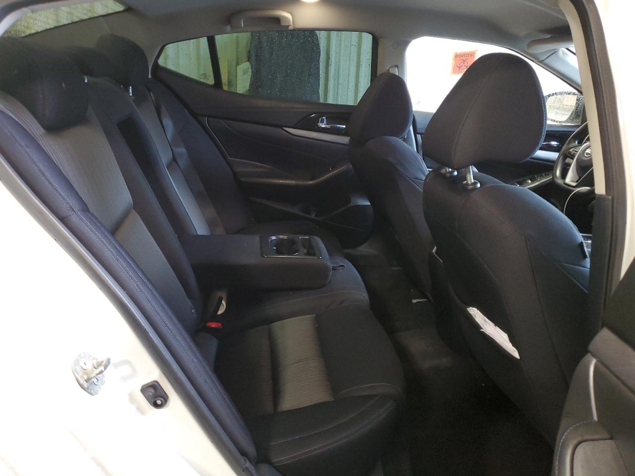2017 Nissan Maxima - Image 11