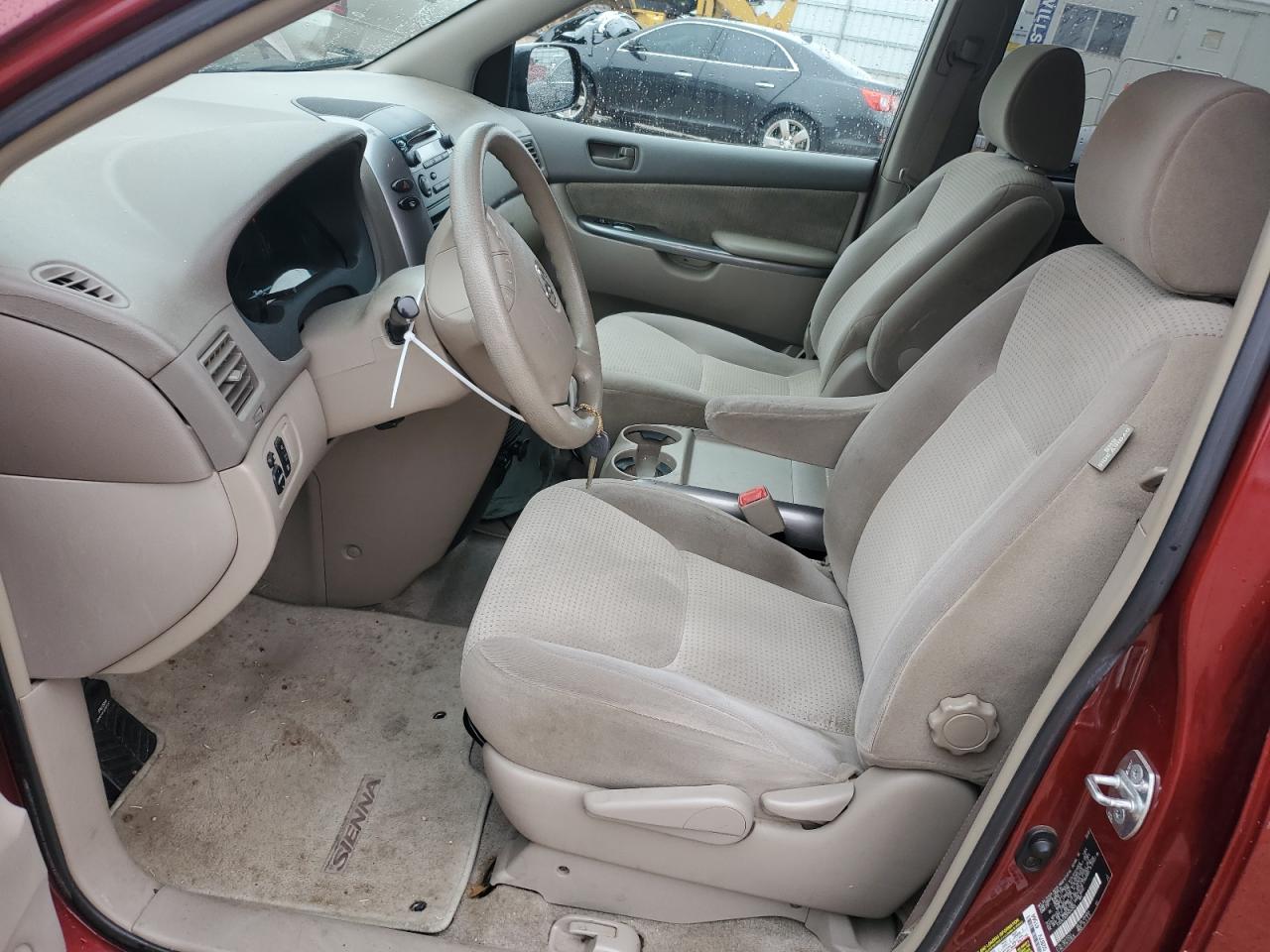 2007 Toyota Sienna - Image 7