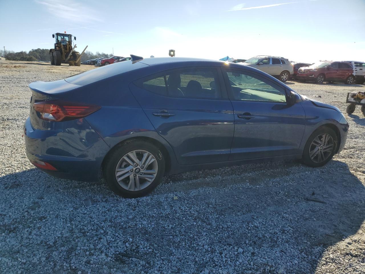 2020 Hyundai Elantra - Image 3