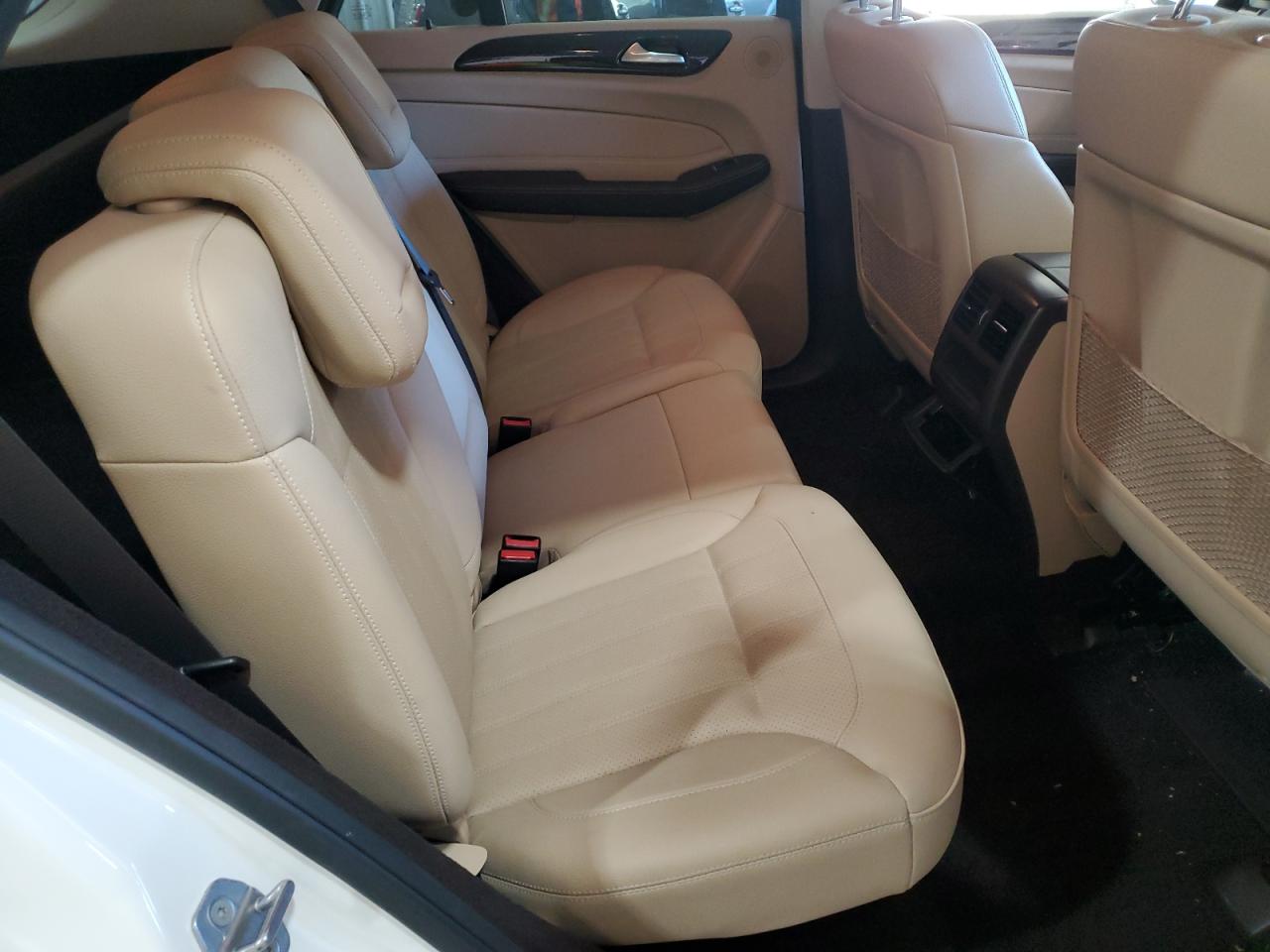 2018 Mercedes-Benz GLE - Image 11