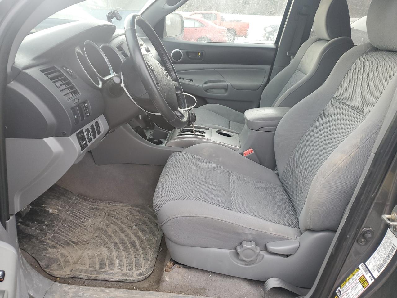 2011 Toyota Tacoma - Image 7