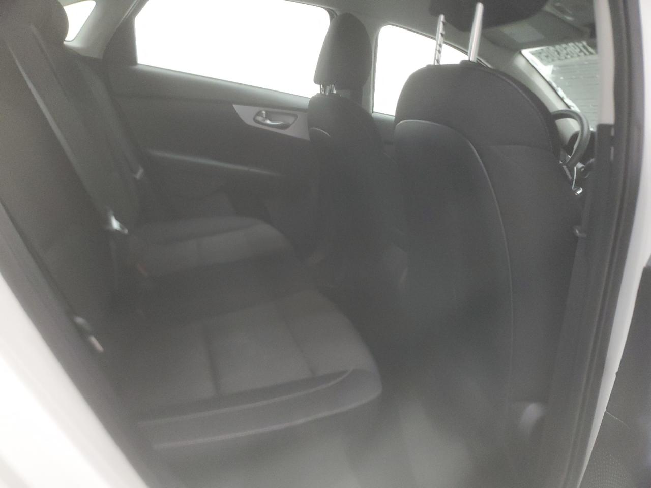 2024 Kia Forte - Image 10