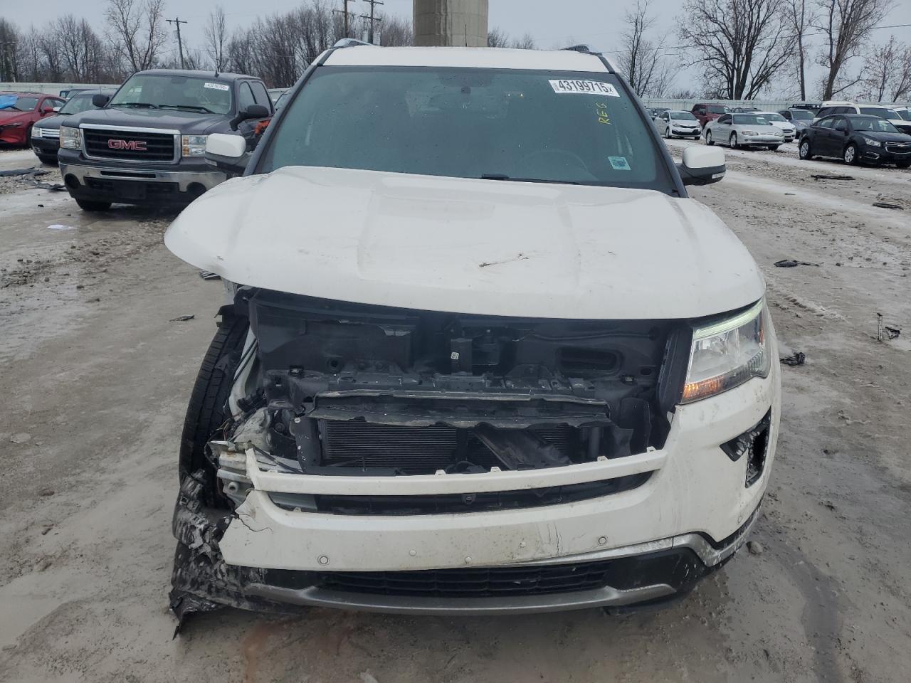 2019 Ford Explorer - Image 5