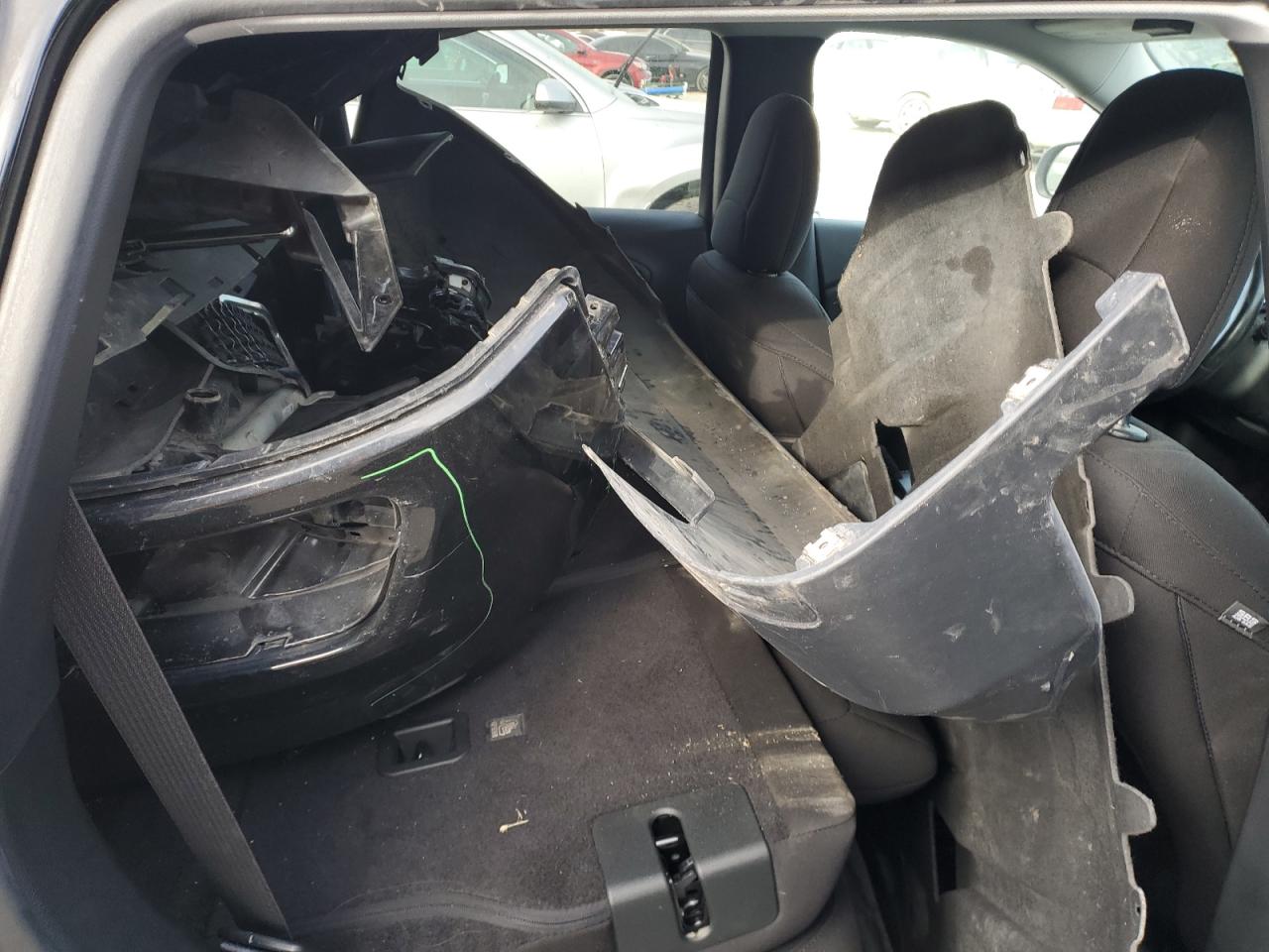 2019 Jeep Grand Cherokee - Image 11