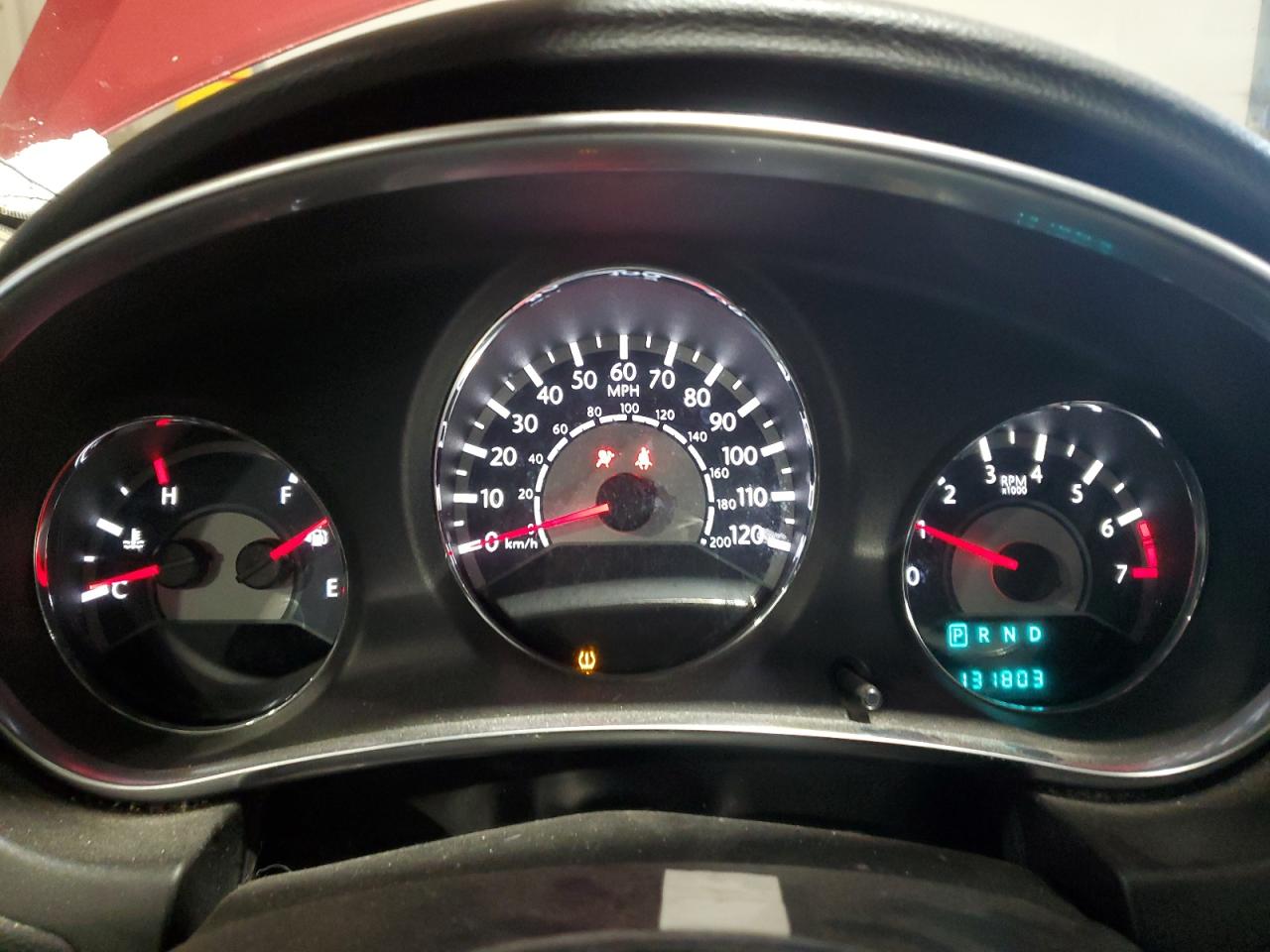 2014 Chrysler 200 - Image 9