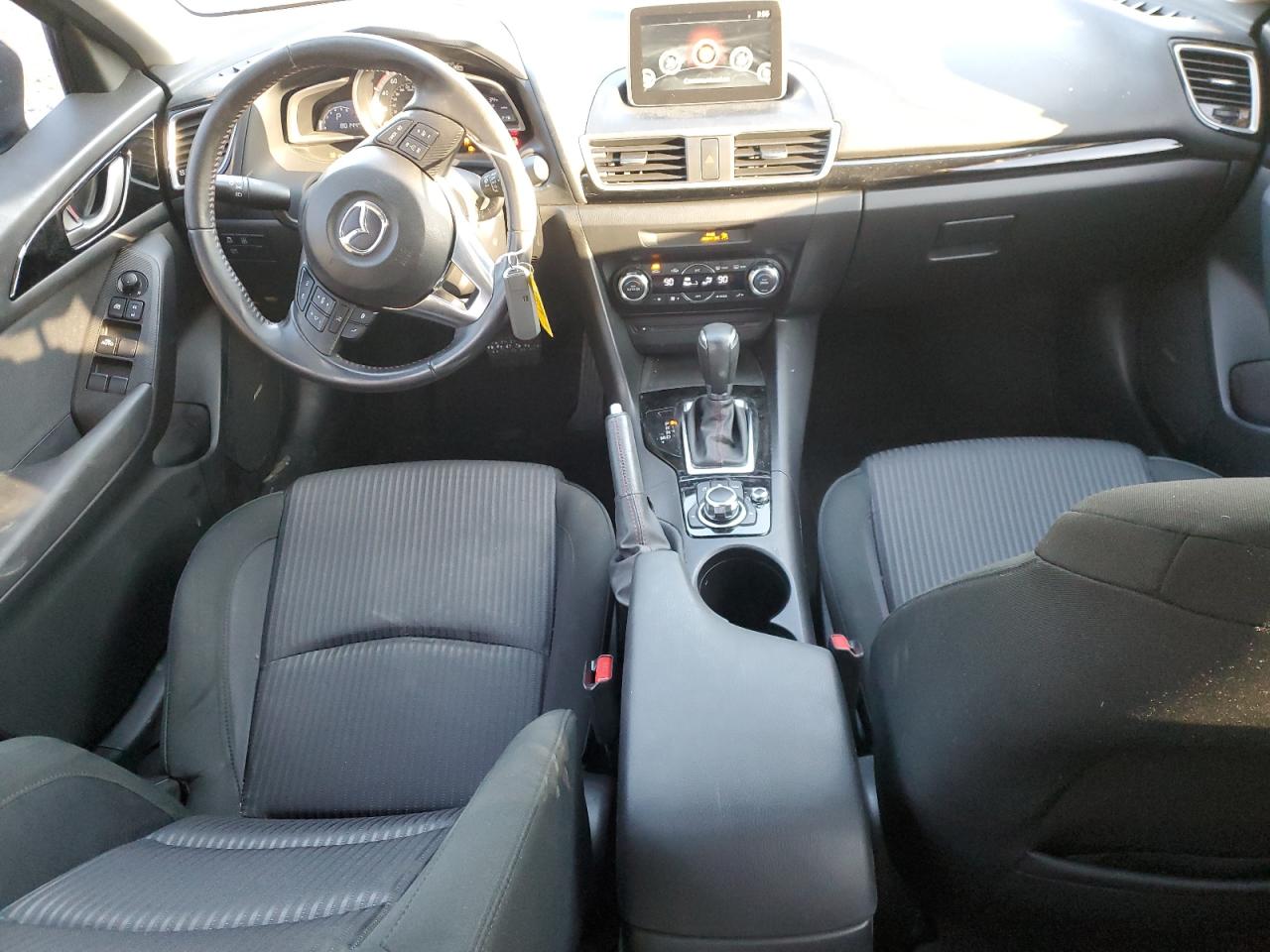 2014 Mazda 3 - Image 8