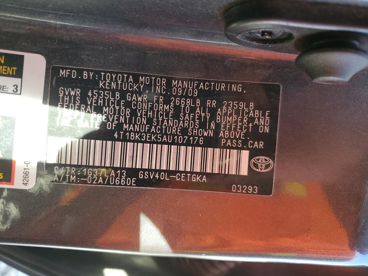 2010 Toyota Camry - Image 12
