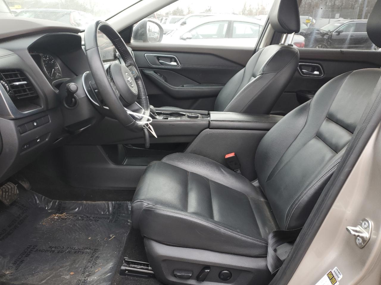 2021 Nissan Rogue - Image 7