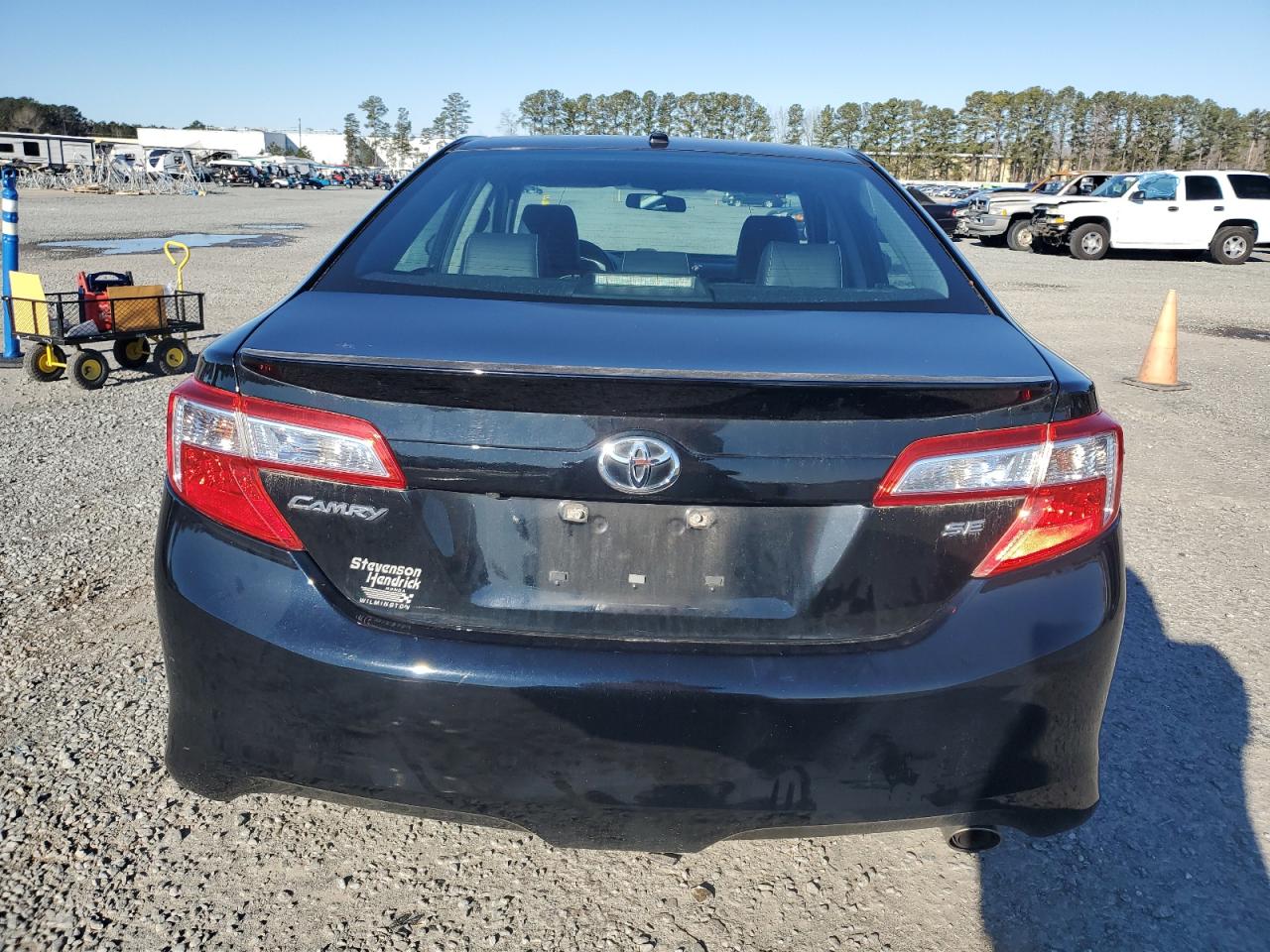 2014 Toyota Camry - Image 6