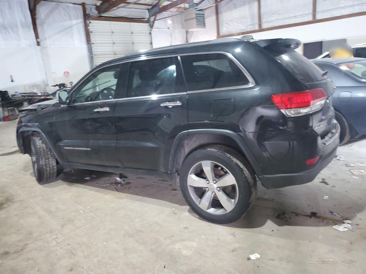 2015 Jeep Grand Cherokee - Image 2