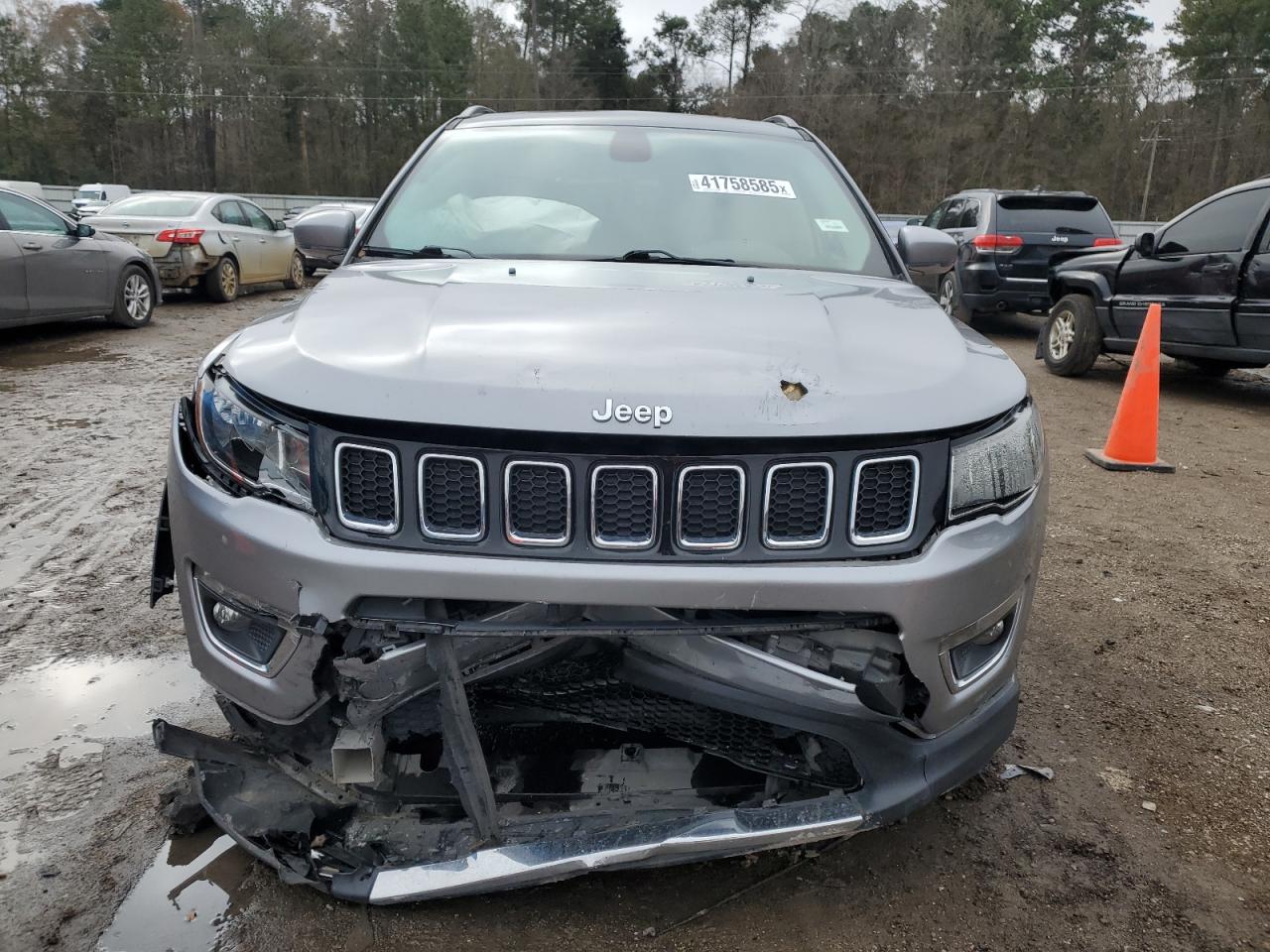 2017 Jeep Compass - Image 5