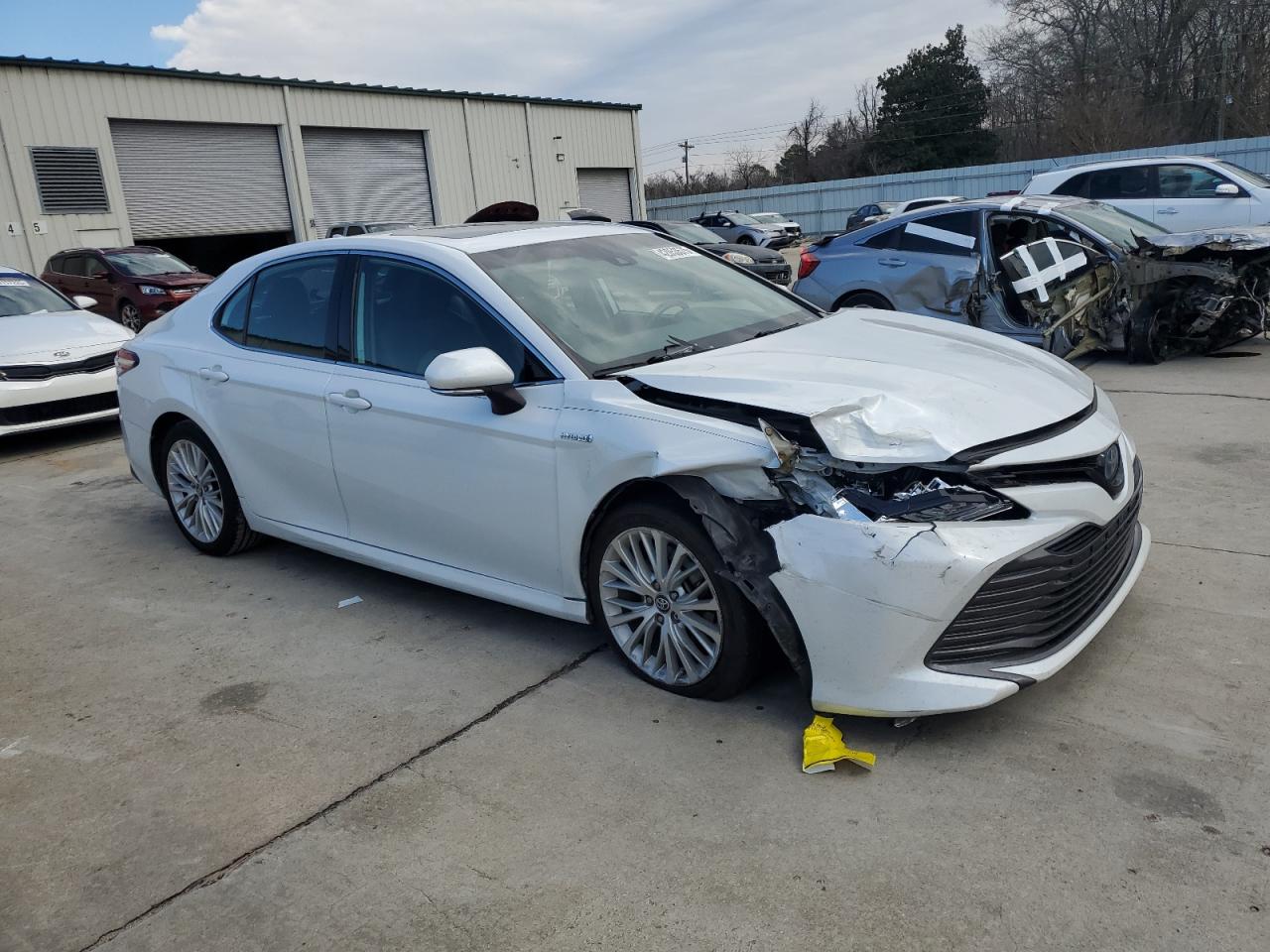 2019 Toyota Camry - Image 4