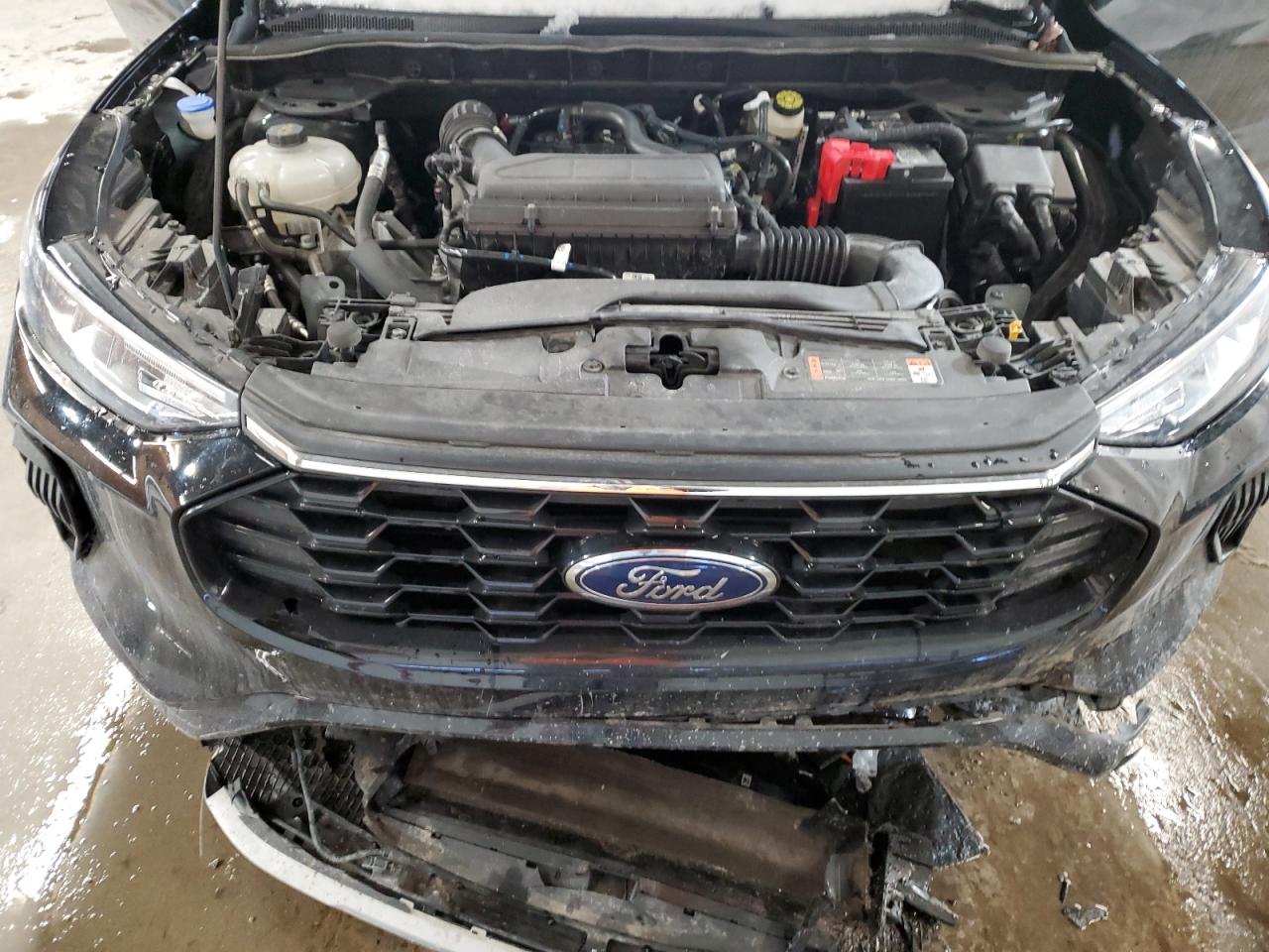 2023 Ford Escape - Image 12