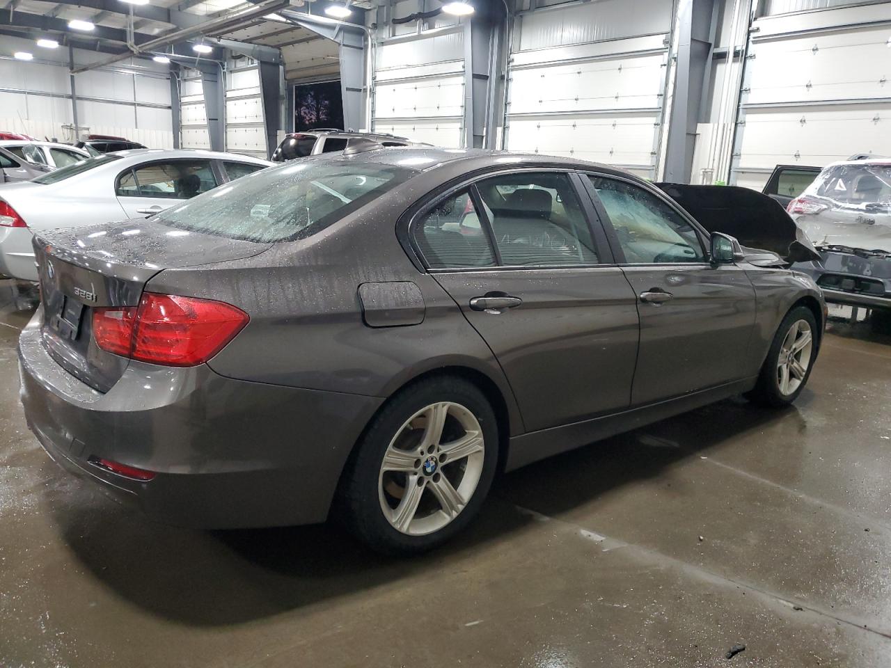 VIN WBA3B3G56DNR79779 2013 BMW 3 SERIES no.3