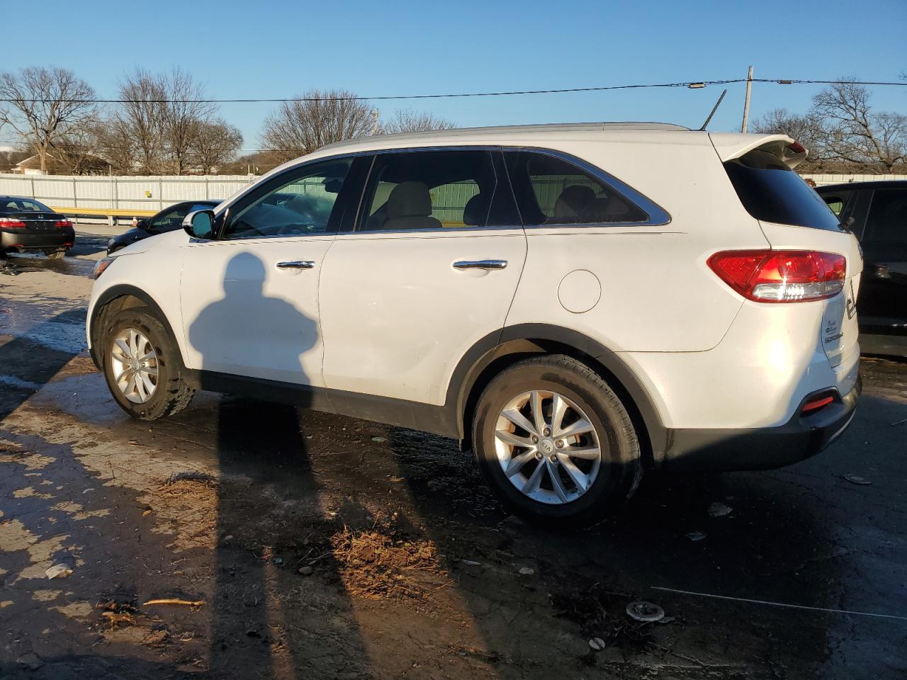 2017 Kia Sorento - Image 2