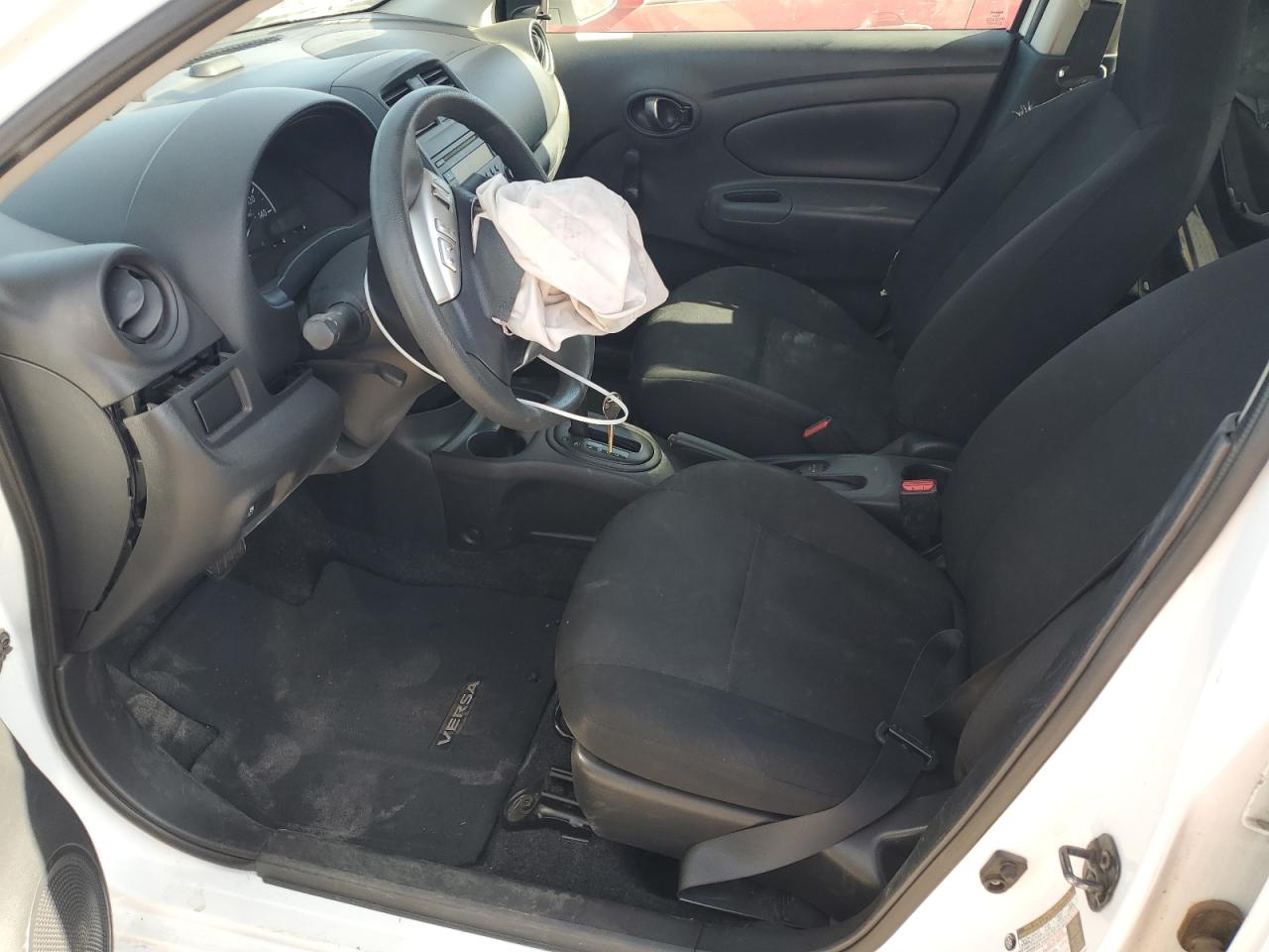 2015 Nissan Versa - Image 7