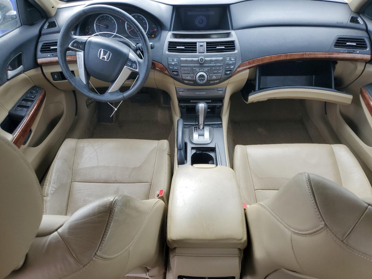 2012 Honda Accord - Image 8