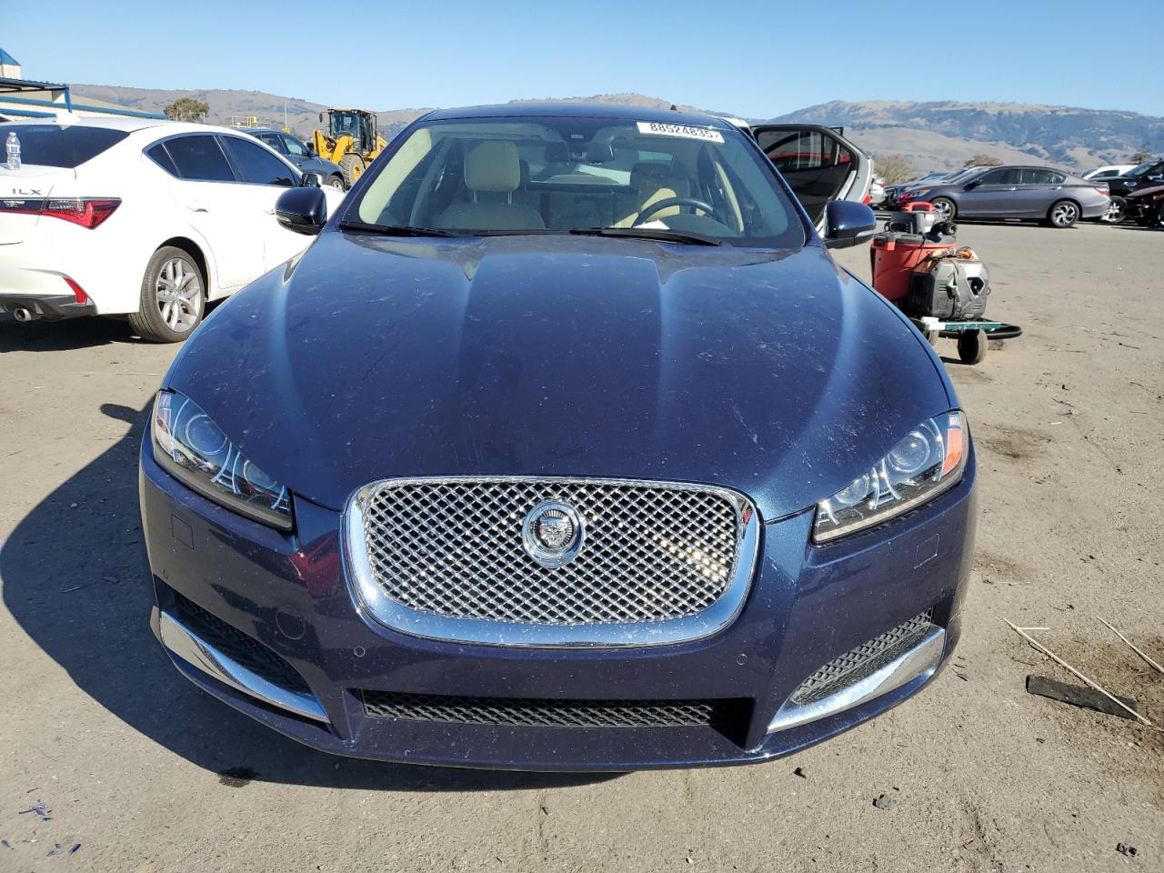 VIN SAJWJ0EF3D8S83653 2013 JAGUAR XF no.5