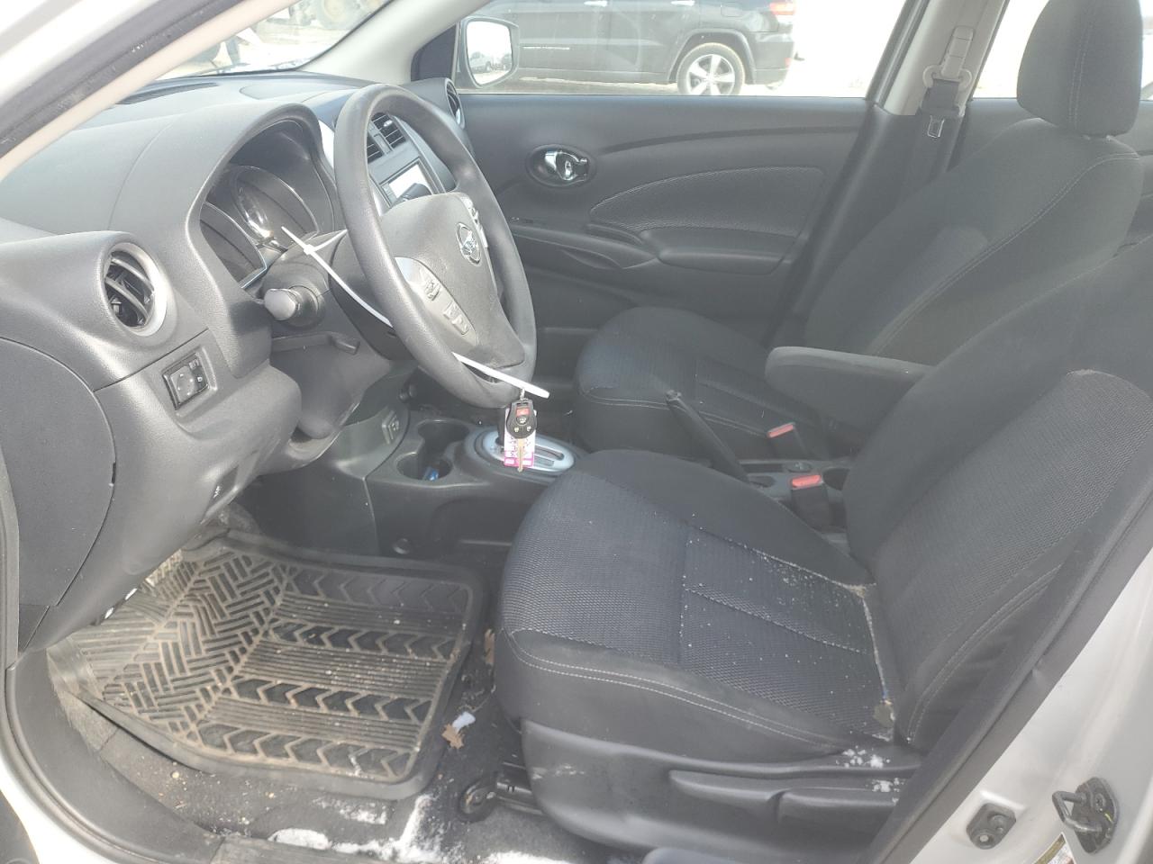 2019 Nissan Versa - Image 7