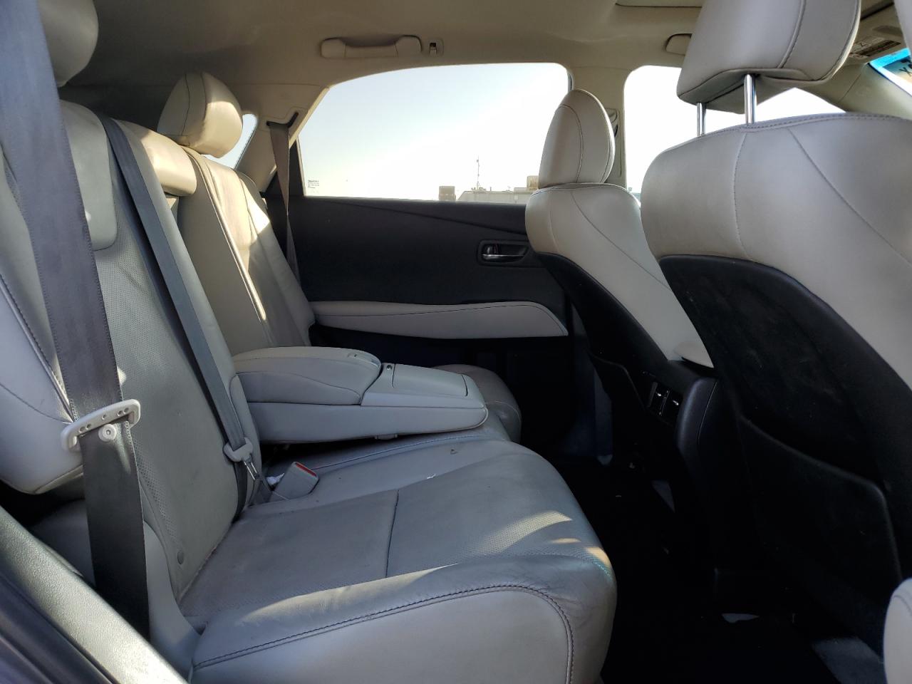 2015 Lexus RX - Image 10