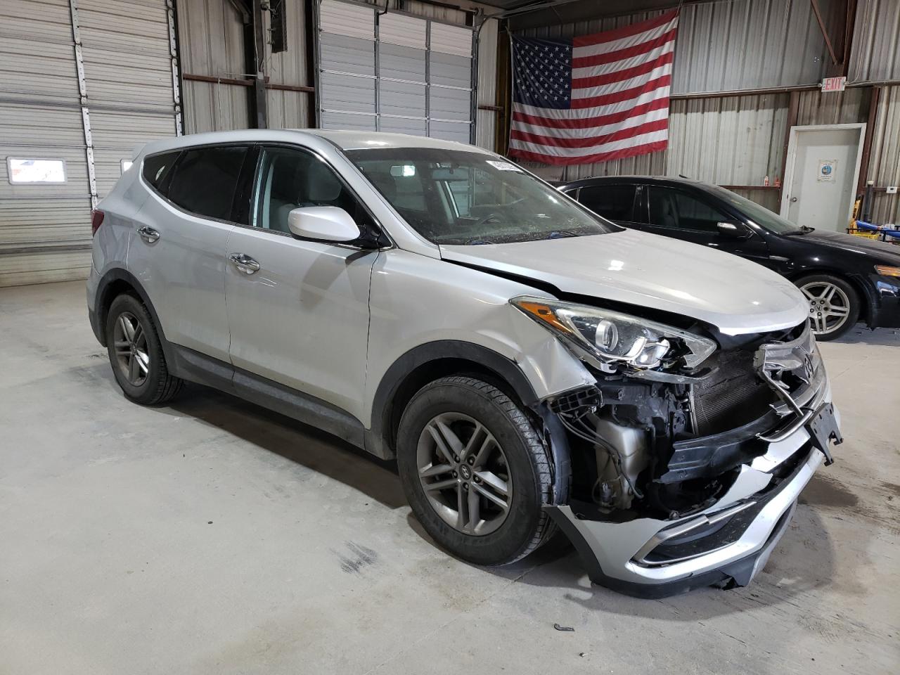 2017 Hyundai Santa Fe - Image 4