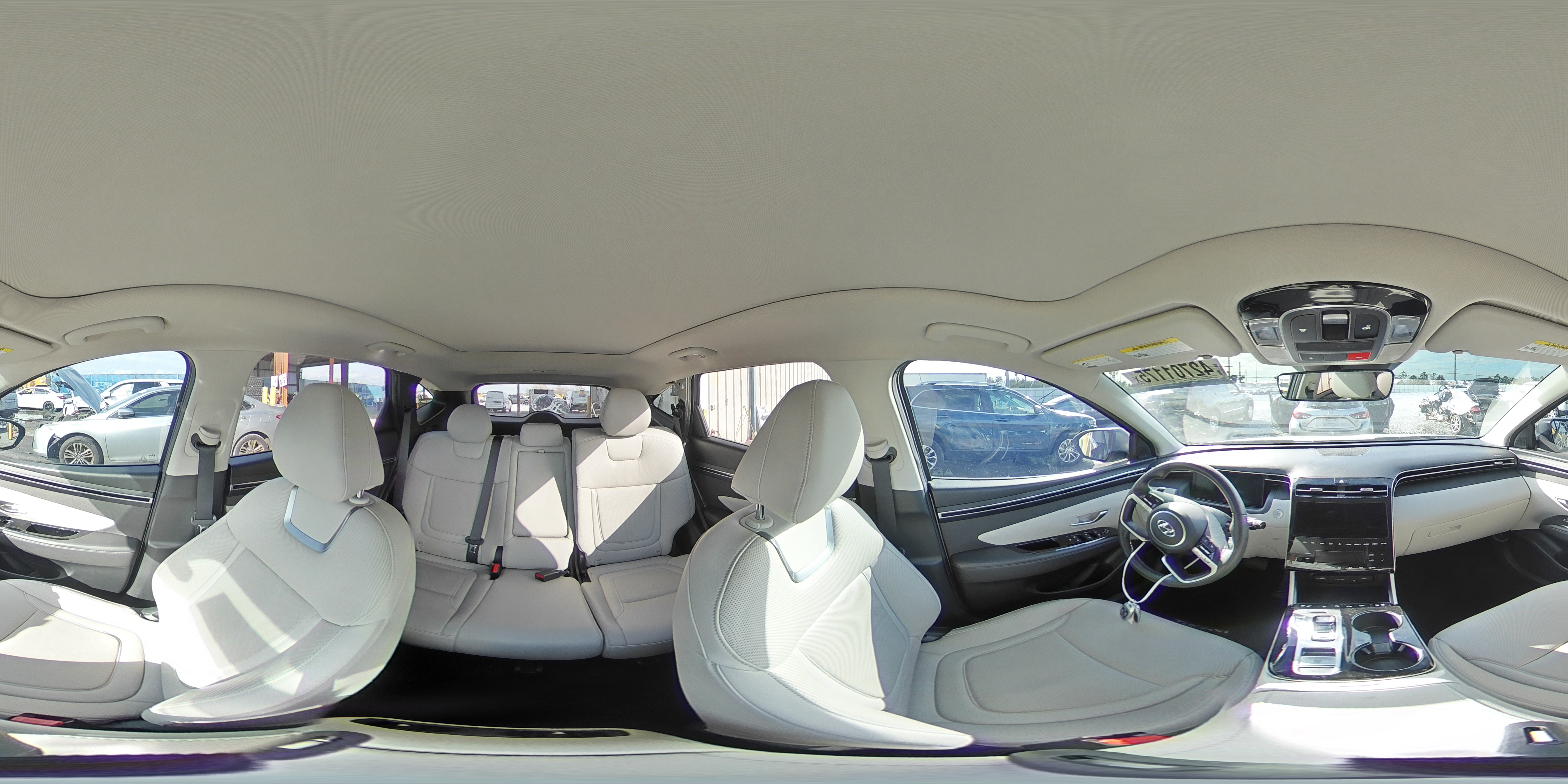 2022 Hyundai Tucson - Image 16
