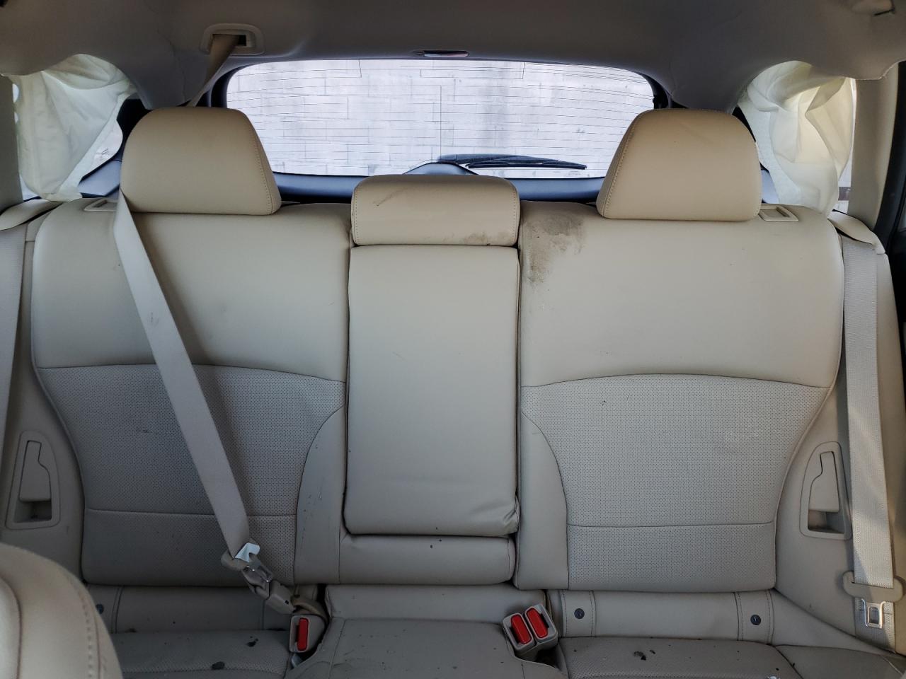 2016 Subaru Outback - Image 10