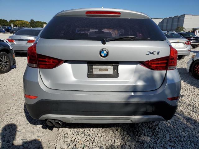 Crossovers BMW X1 2015 Srebrny