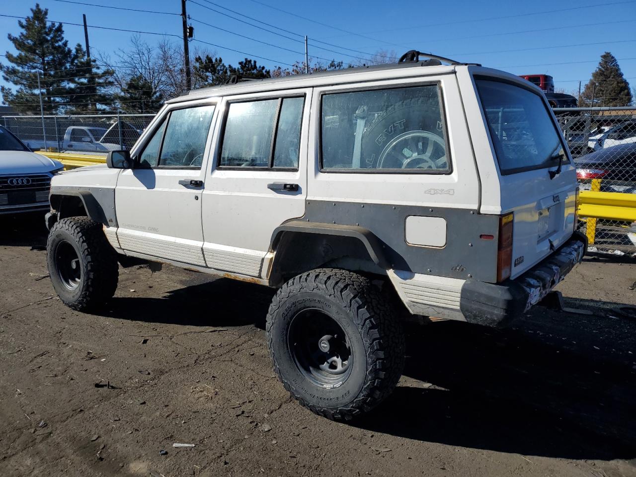 1996 Jeep Grand Cherokee - Image 2