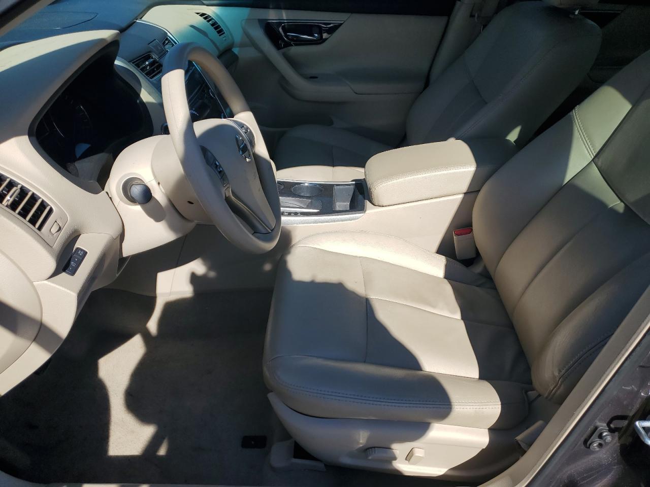2014 Nissan Altima - Image 7