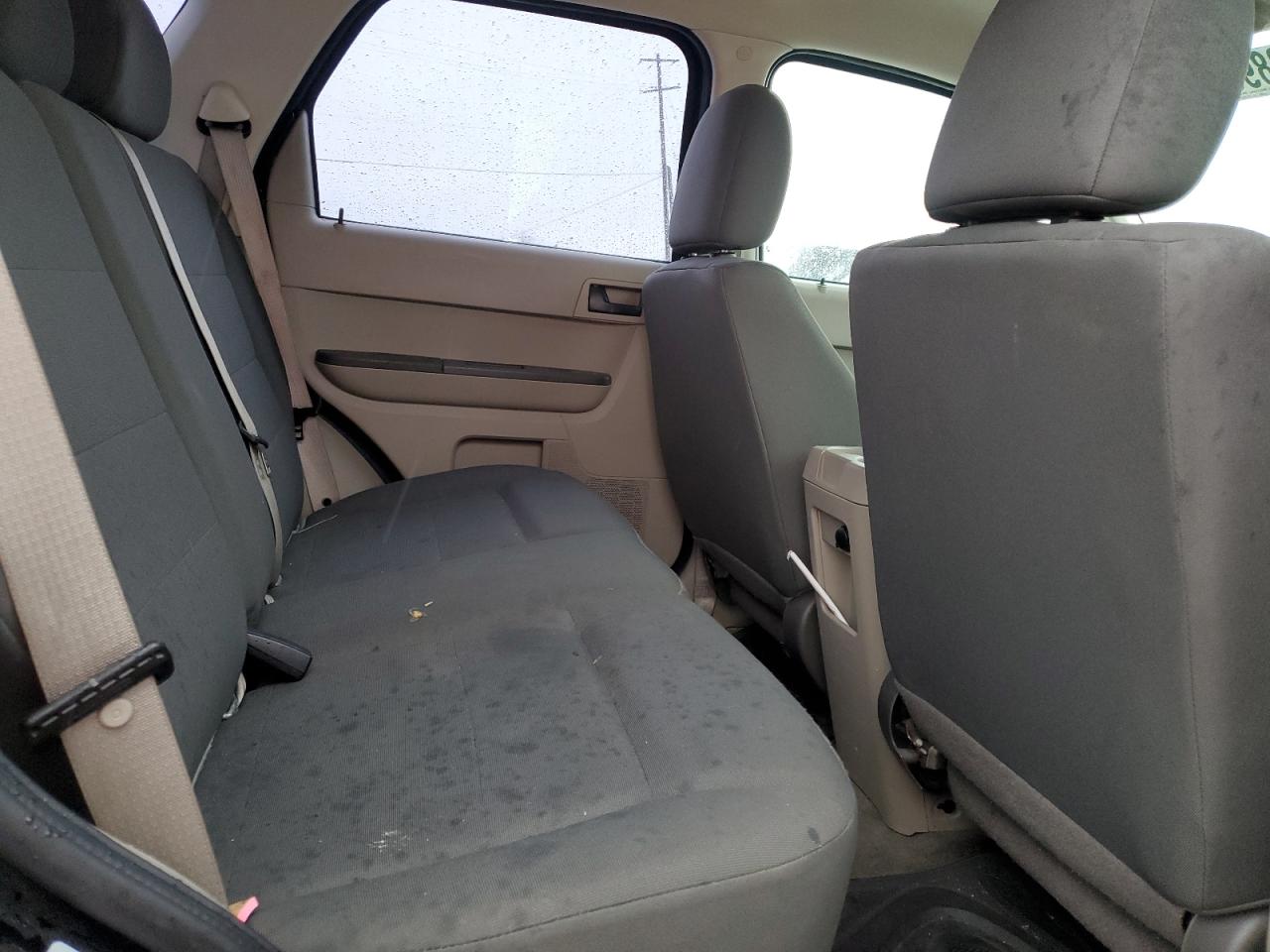 2010 Ford Escape - Image 10