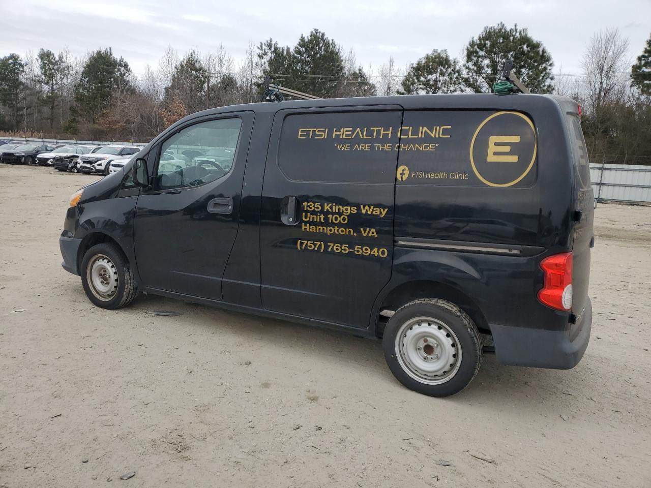 2017 Chevrolet Express - Image 2