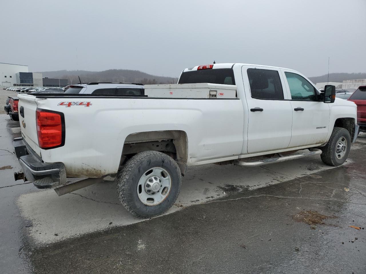 2015 Chevrolet Silverado - Image 3