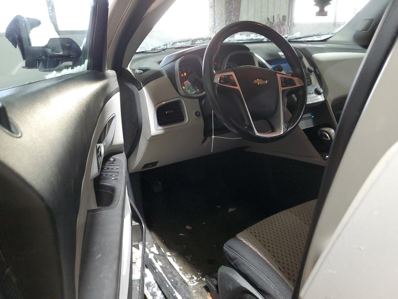 2011 Chevrolet Equinox - Image 8