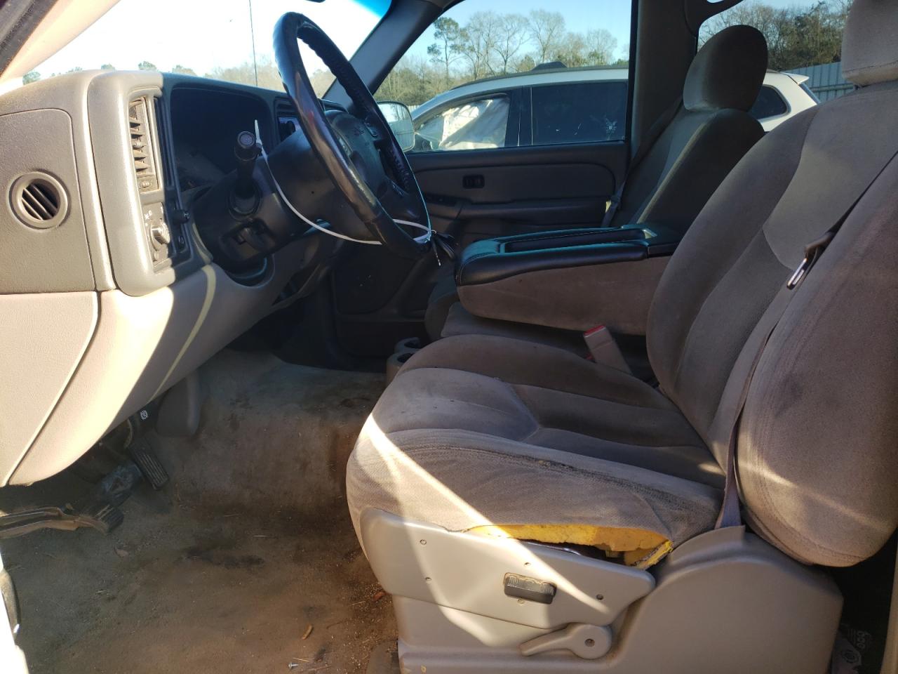2005 GMC Yukon - Image 7