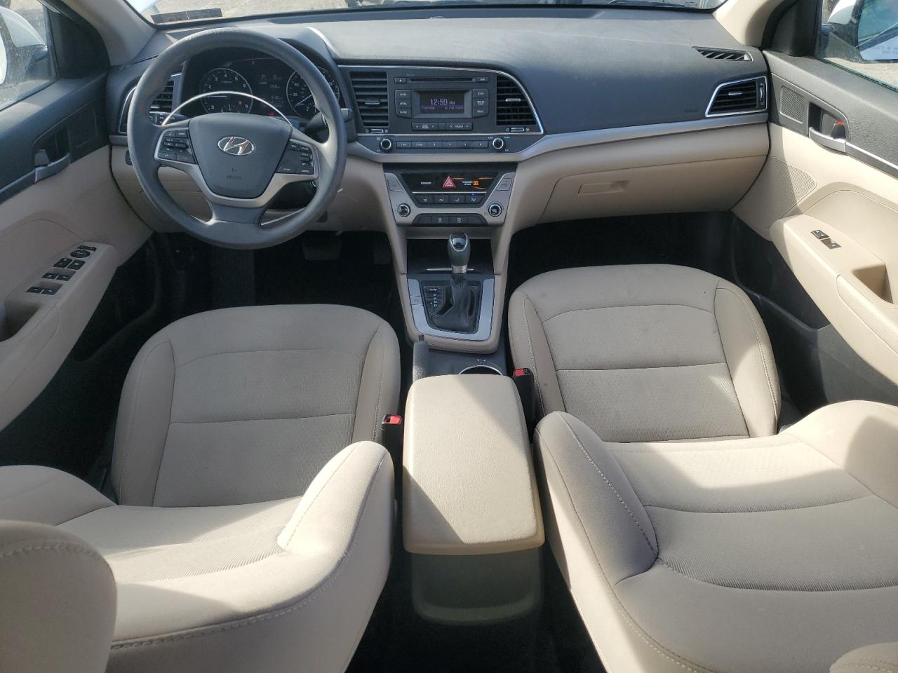 2018 Hyundai Elantra - Image 8
