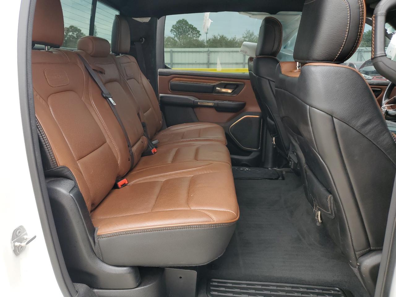 2022 RAM 1500 - Image 10