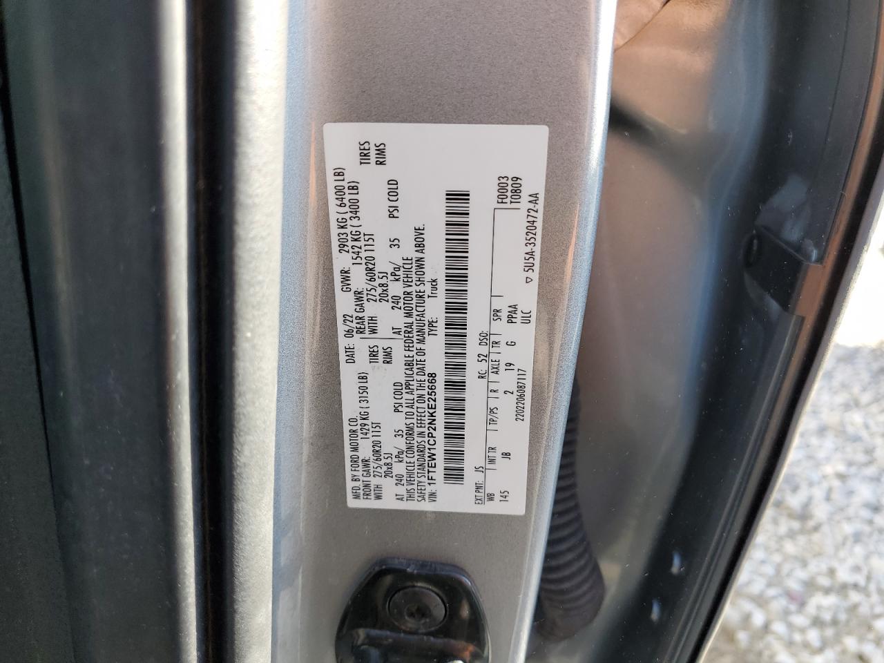 2022 Ford F-150 - Image 12