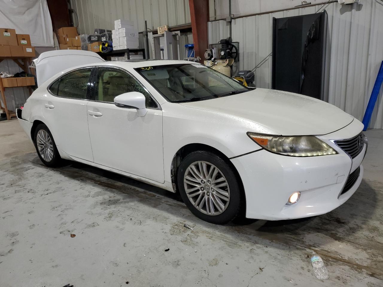 2013 Lexus ES - Image 4