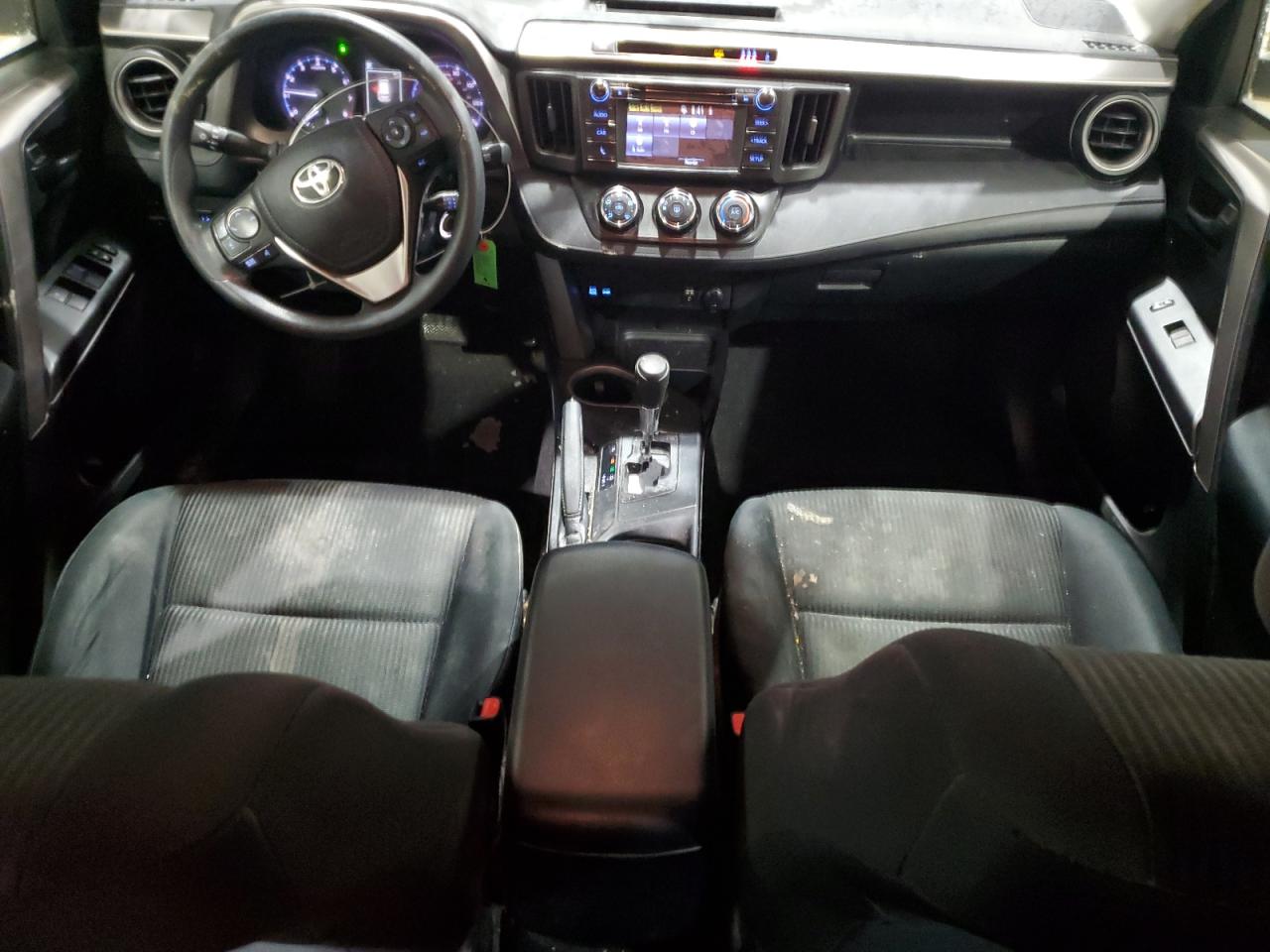 2018 Toyota RAV 4 - Image 8