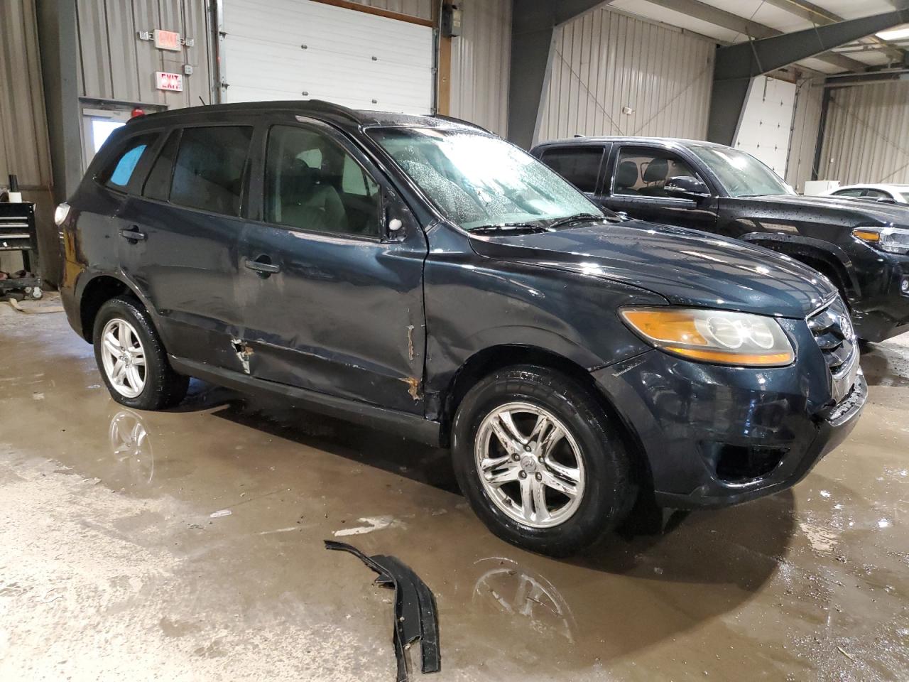 2011 Hyundai Santa Fe - Image 4