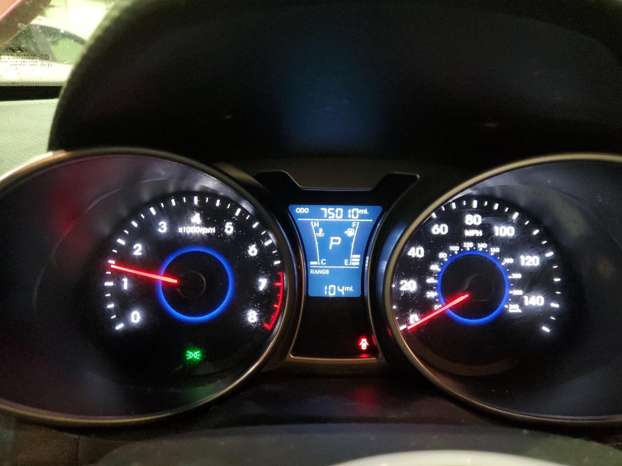 2016 Hyundai Veloster - Image 9