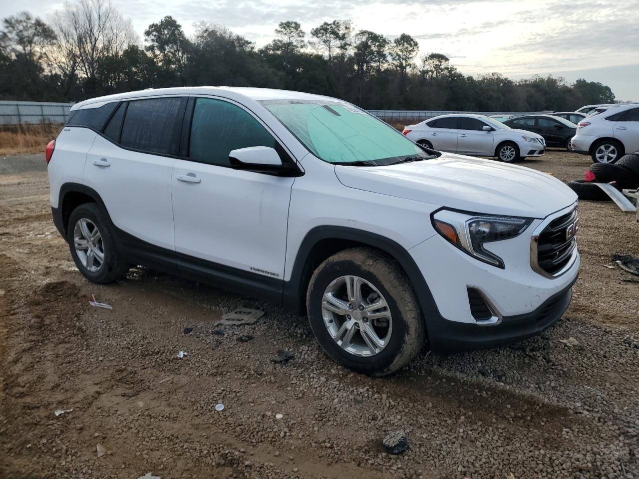 2018 GMC Terrain - Image 4