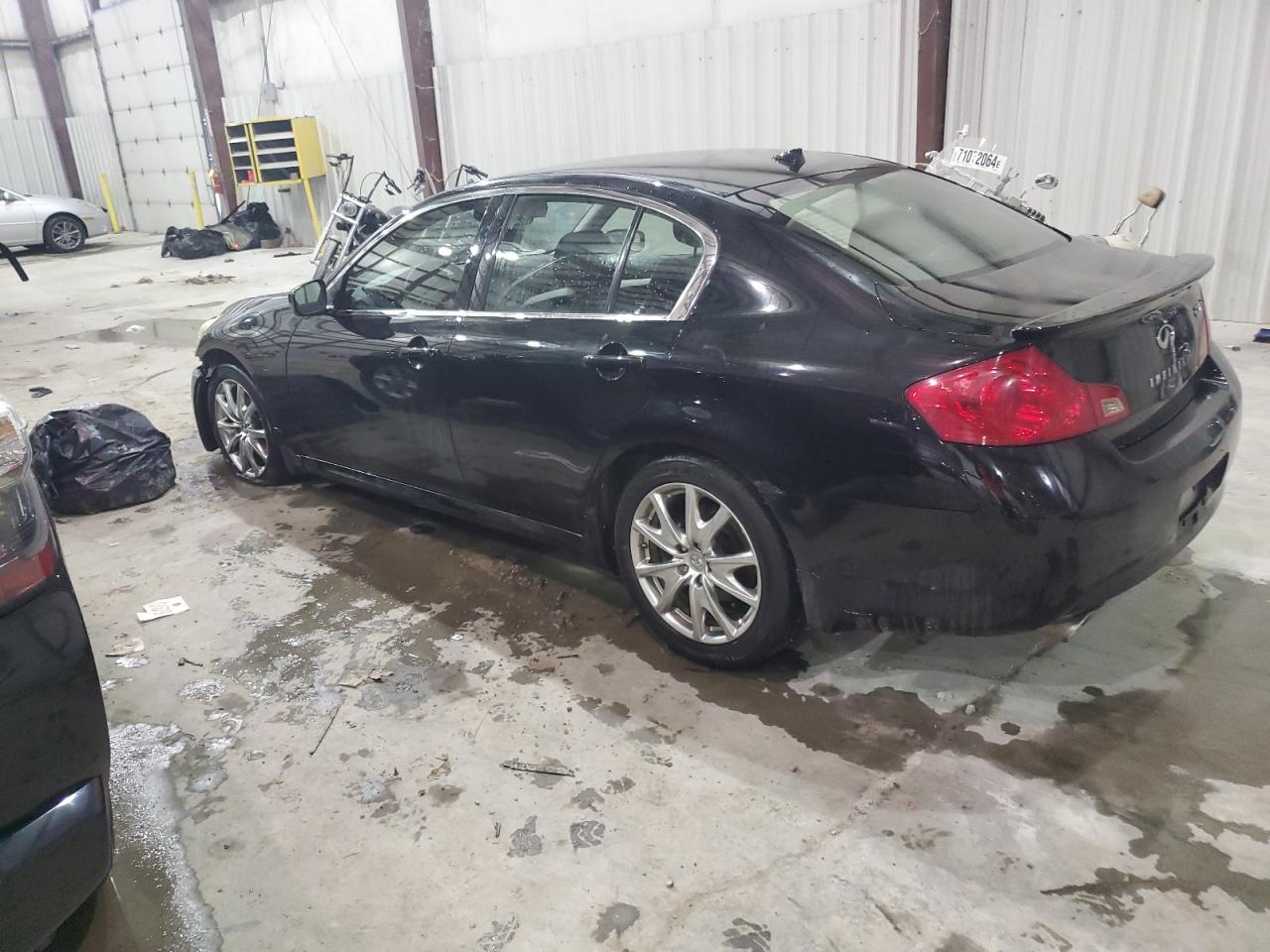 2009 Infiniti G - Image 2