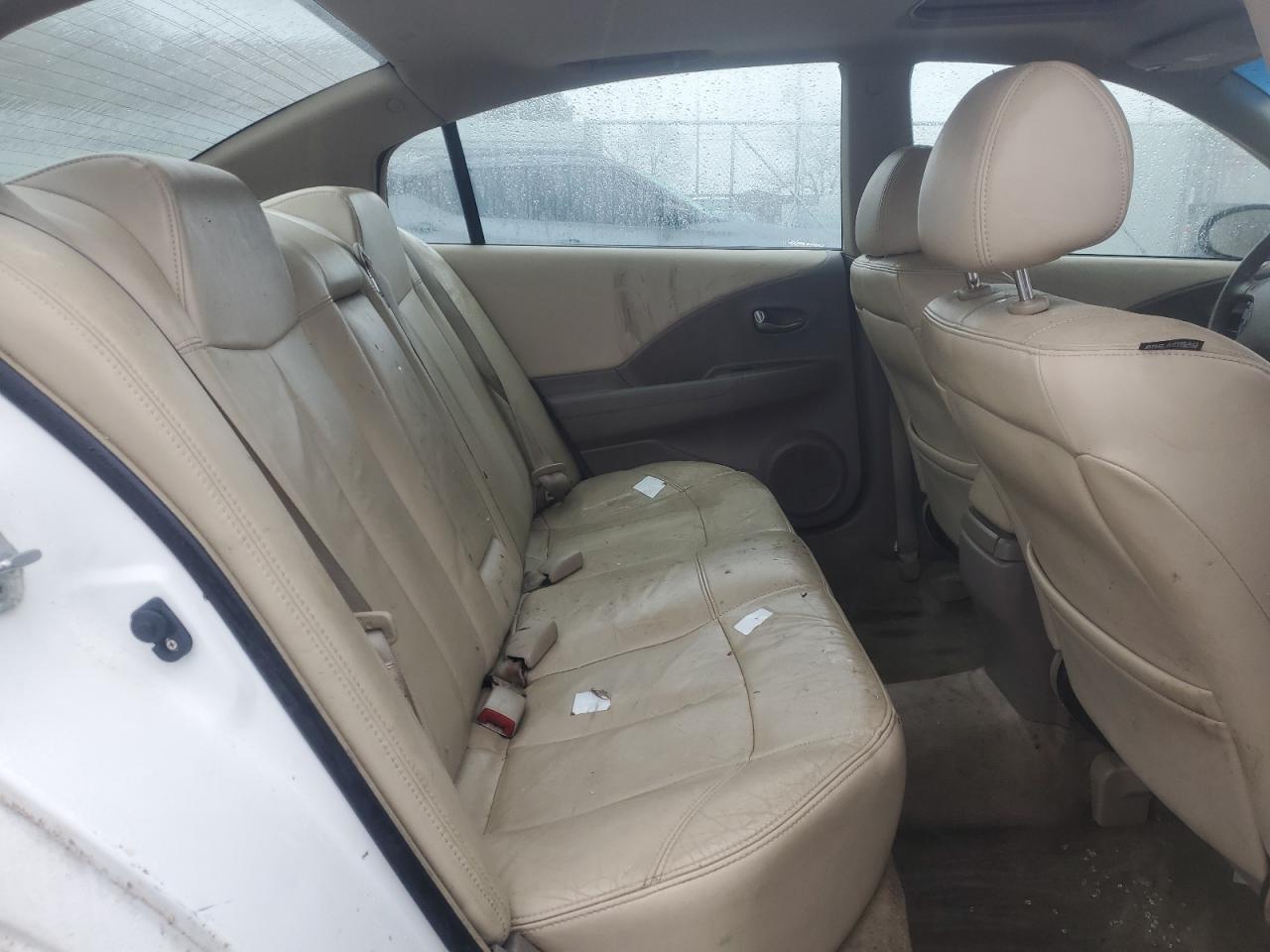 2003 Nissan Altima - Image 10