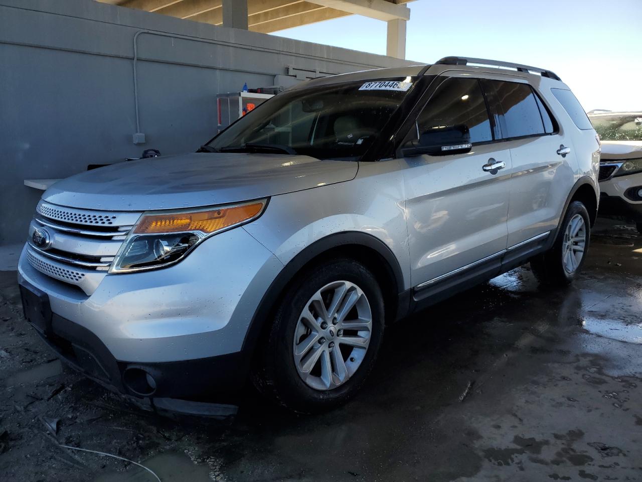 2013 Ford Explorer Xlt for Sale in West Palm Beach, FL - Front End