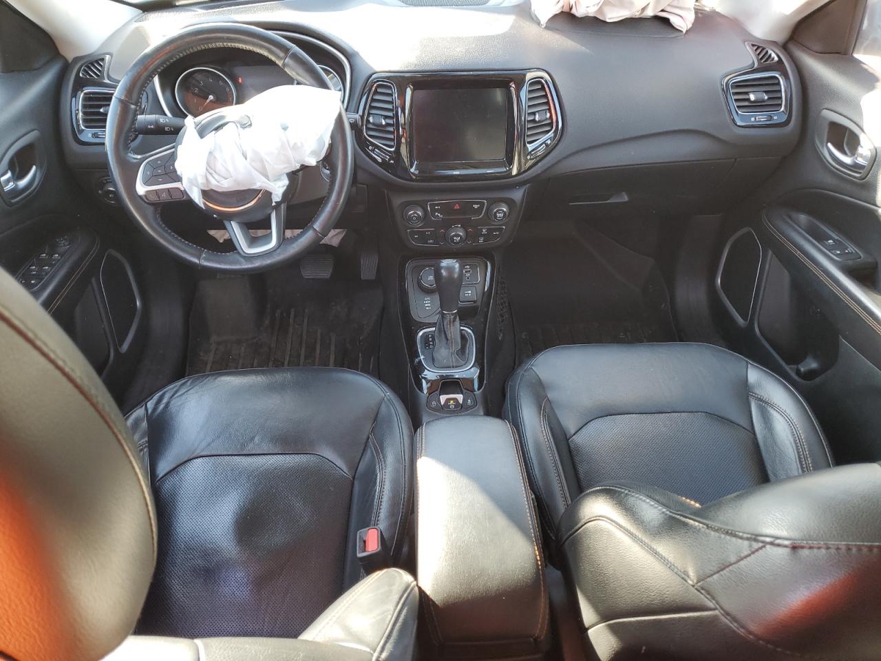 2018 Jeep Compass - Image 8